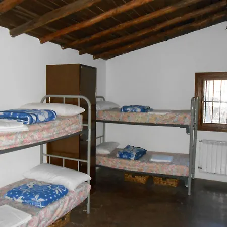 Turistico Valle Del Ambroz Hostel *