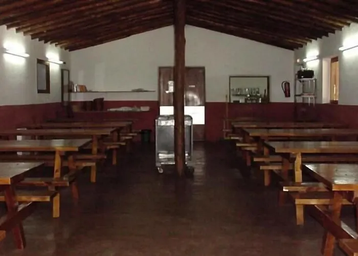 Turistico Valle Del Ambroz Hostal *