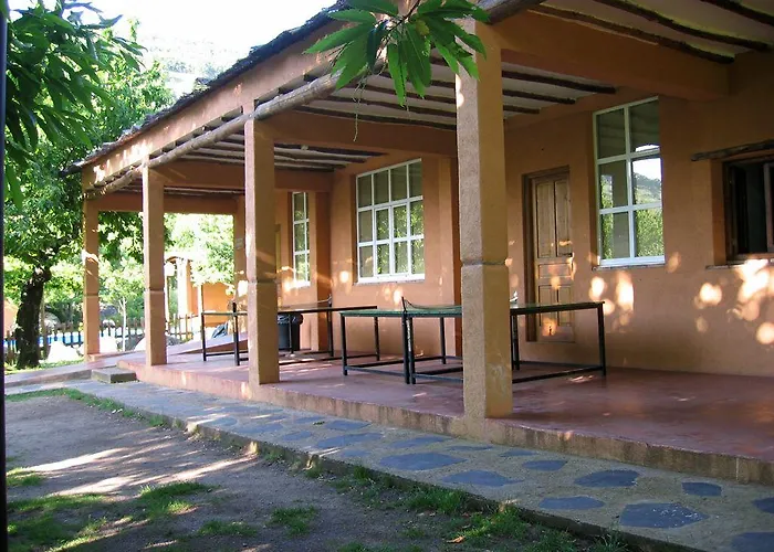 Turistico Valle Del Ambroz Hostal *